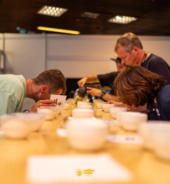Mesa de cata de café durante Coffee Expo Costa del Sol en Málaga